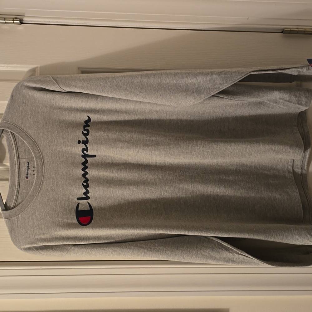 CHAMPION BRAND SIGNATURE MEN'S GRAY LONG SLEEVE TEE SHIRT SIZE LARGE
